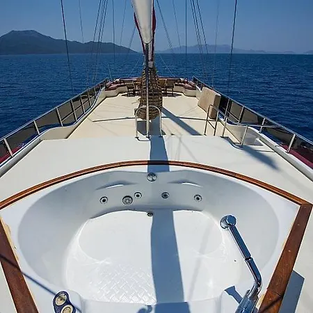 Hotel en barco Vesta 1 Sevil Marmaris